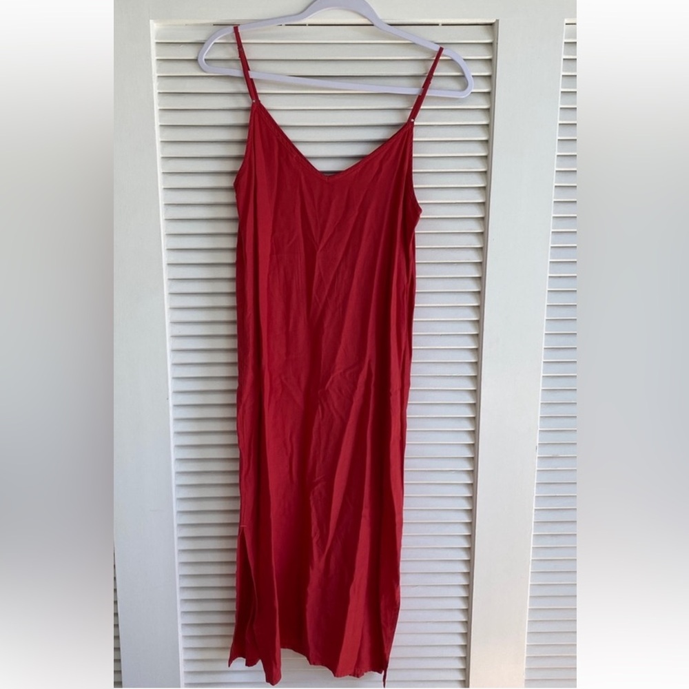 Splendid Cami Dress. Red.
Sleeveless Sundress Midi